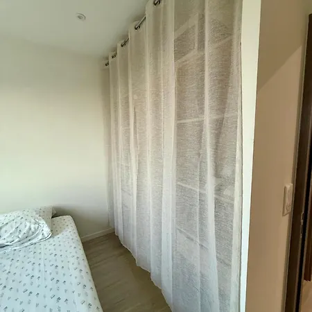 T2 Renove Climatise A Ghisonaccia, Leclerc A 50 M Apartment Ghisonaccia